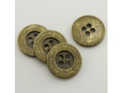 金屬紐扣生銹該如何處理？
